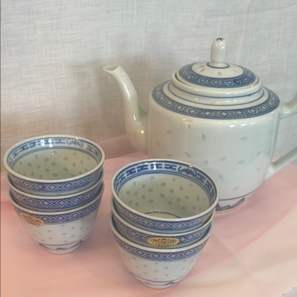Blue and White Ceramic Tea Set Chinese rice pattern vintage set